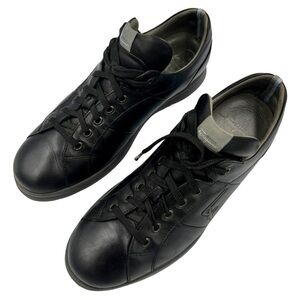 SALVATORE FERRAGAMO Leather World Traveler Trainer Black